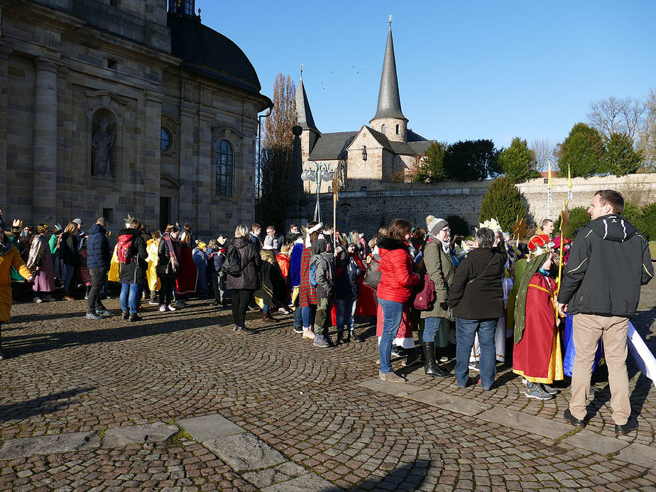 Aussendung der Sternsinger im Hohen Dom zu Fulda (Foto: Karl-Franz Thiede)